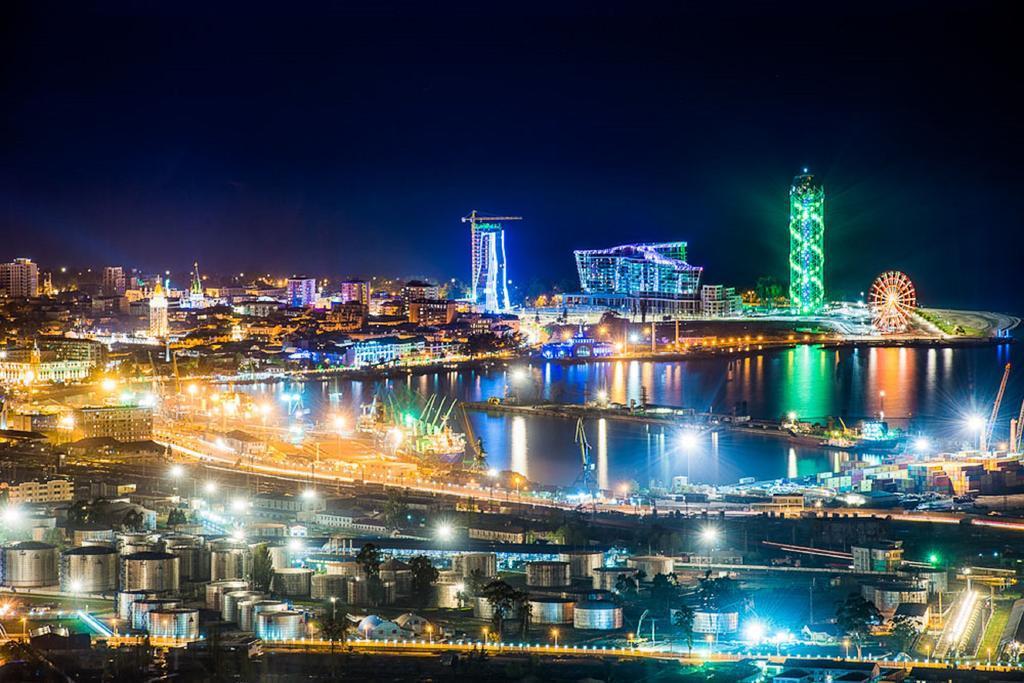 奥比塔客房公寓 巴统 外观 照片